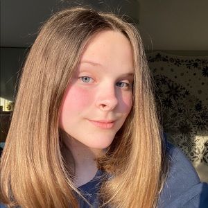 Meet your Posher, Lola